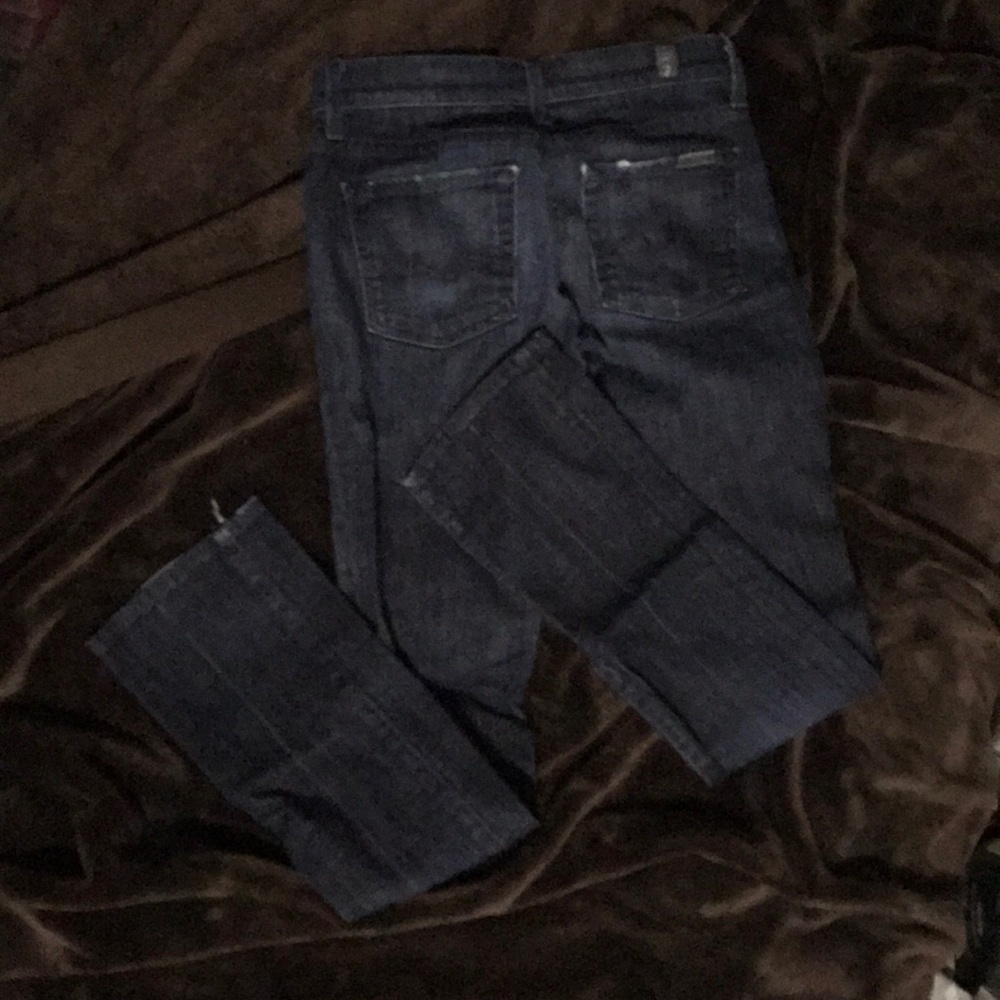 Size 25 straight leg 7FAM jeans